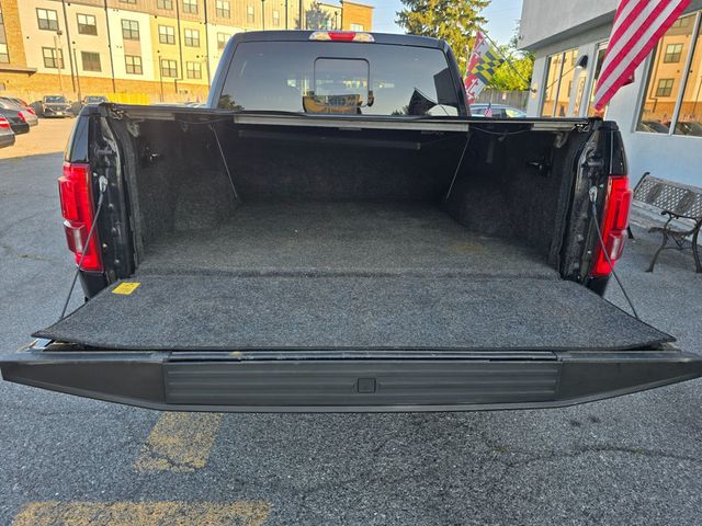 2017 Ford F-150 Lariat 4WD SuperCrew 5.5' Box - 23052621 - 14