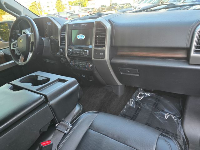 2017 Ford F-150 Lariat 4WD SuperCrew 5.5' Box - 23052621 - 18
