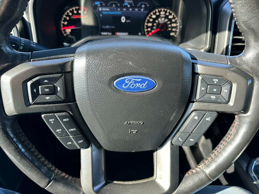 2017 Ford F-150 Lariat 4WD SuperCrew 6.5' Box - 22702281 - 13