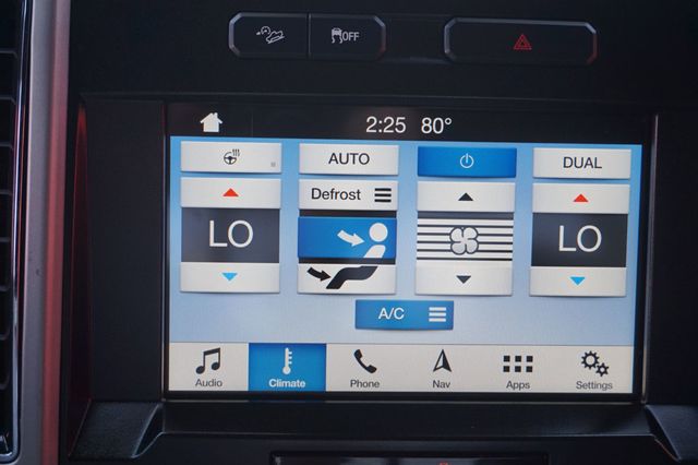 2017 Ford F-150 LARIAT, 4X4, 5.0L V8, MOON ROOF, LEATHER, NAVIGATION - 23044631 - 35