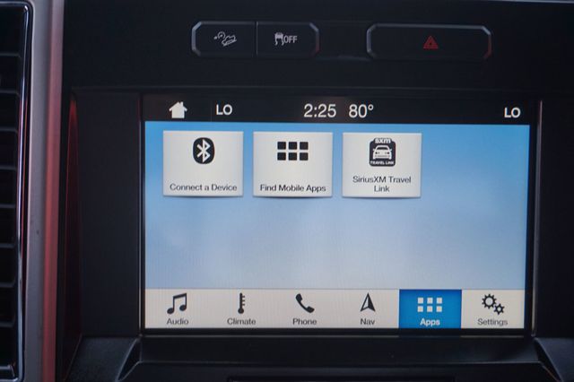 2017 Ford F-150 LARIAT, 4X4, 5.0L V8, MOON ROOF, LEATHER, NAVIGATION - 23044631 - 38