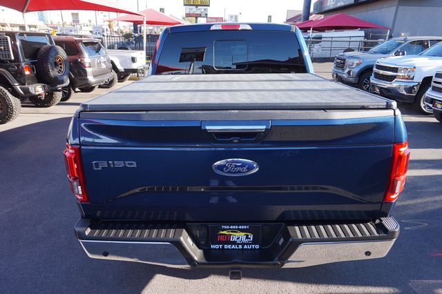 2017 Ford F-150 LARIAT, 4X4, FX4 PACKAGE, PREMIUM WHEELS, PANO MOONROOF - 23069111 - 8
