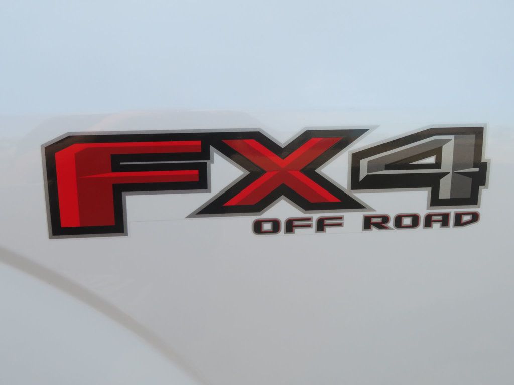 2017 Ford F-150 LOW MILE LARIAT FX4 SUPERCREW EXTRA CLEAN LIFTED 4X4 F150  - 22992513 - 10