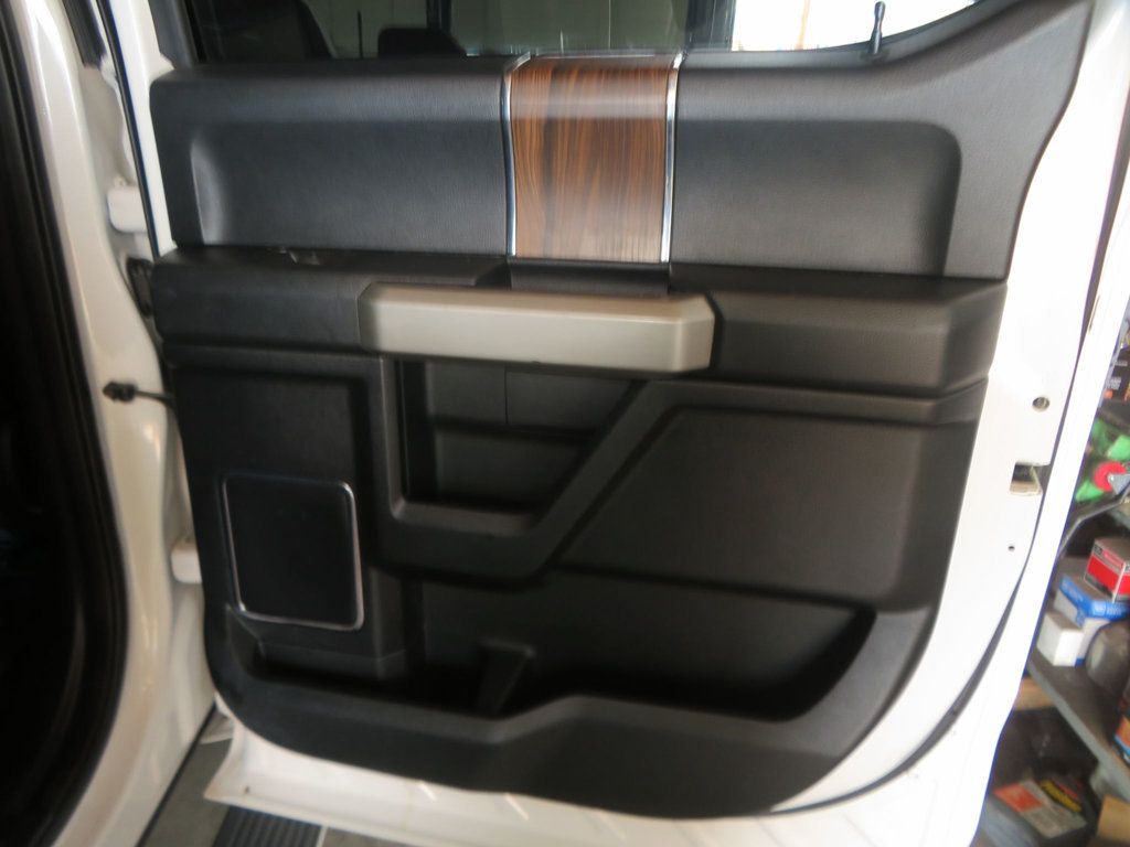 2017 Ford F-150 LOW MILE LARIAT FX4 SUPERCREW EXTRA CLEAN LIFTED 4X4 F150  - 22992513 - 28