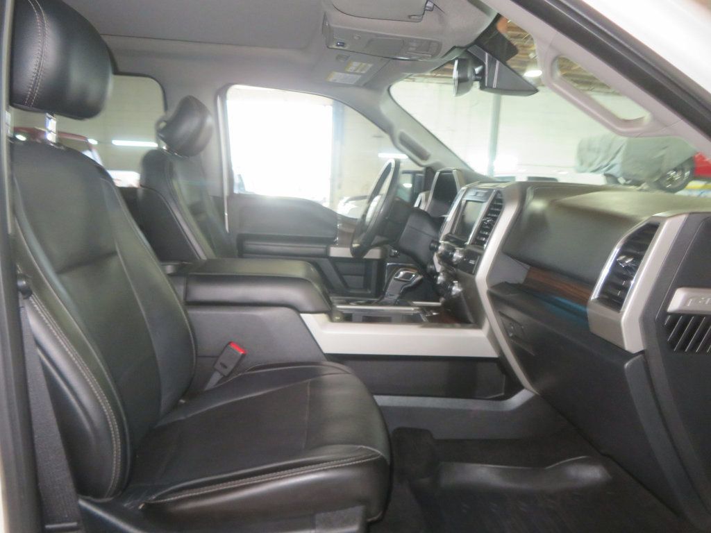 2017 Ford F-150 LOW MILE LARIAT FX4 SUPERCREW EXTRA CLEAN LIFTED 4X4 F150  - 22992513 - 33