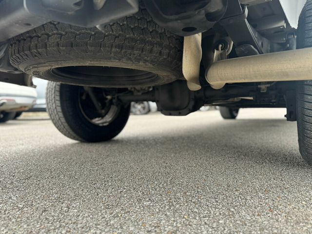 2017 Ford F-150 NEW TIRES!! SERVICED AND DETAILED READY - 22943788 - 31