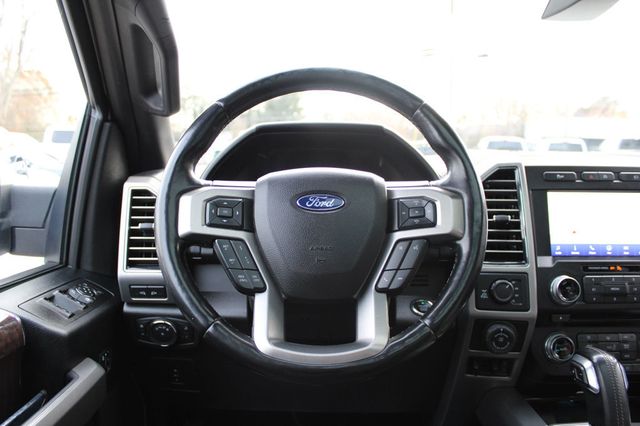 2017 Ford F-150 Platinum 4WD SuperCrew 5.5' Box - 22960804 - 9