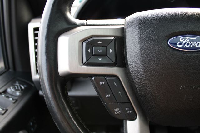 2017 Ford F-150 Platinum 4WD SuperCrew 5.5' Box - 22960804 - 25