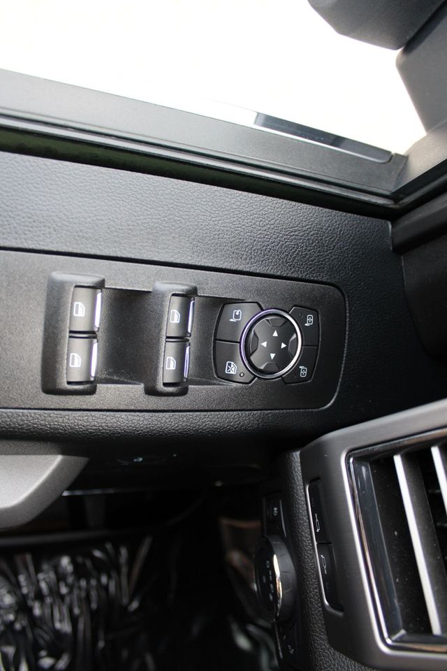 2017 Ford F-150 Platinum 4WD SuperCrew 5.5' Box - 22960804 - 27