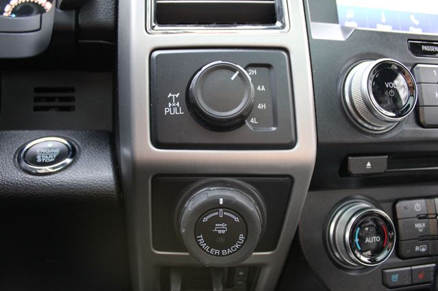 2017 Ford F-150 Platinum 4WD SuperCrew 5.5' Box - 22960804 - 29