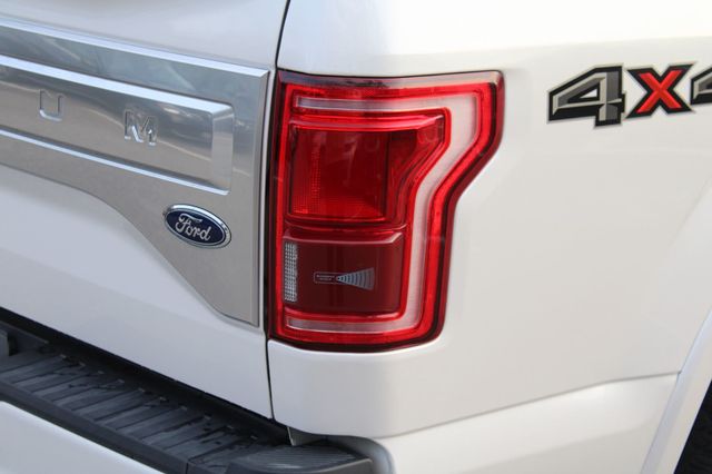 2017 Ford F-150 Platinum 4WD SuperCrew 5.5' Box - 22960804 - 35