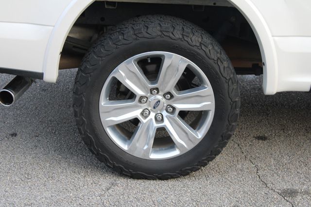2017 Ford F-150 Platinum 4WD SuperCrew 5.5' Box - 22960804 - 40