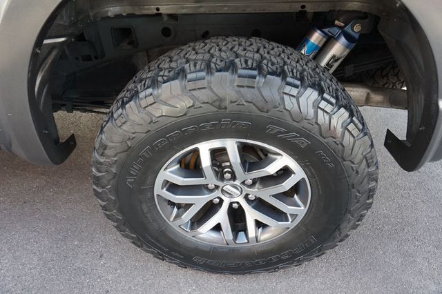 2017 Ford F-150 Raptor 4WD SuperCrew 5.5' Box - 22947587 - 11