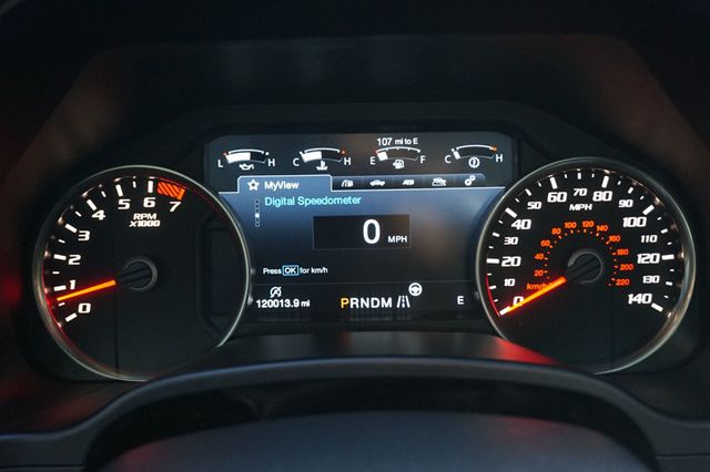 2017 Ford F-150 Raptor 4WD SuperCrew 5.5' Box - 22947587 - 26