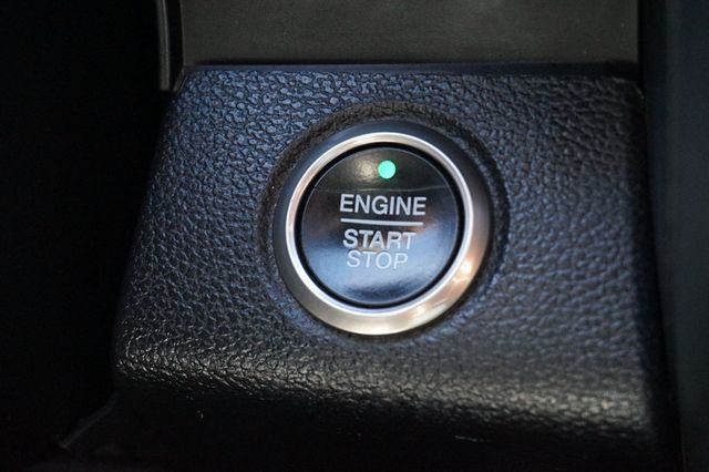 2017 Ford F-150 Raptor 4WD SuperCrew 5.5' Box - 22947587 - 27