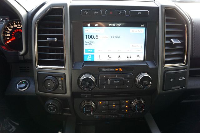 2017 Ford F-150 Raptor 4WD SuperCrew 5.5' Box - 22947587 - 29