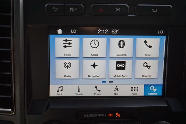 2017 Ford F-150 Raptor 4WD SuperCrew 5.5' Box - 22947587 - 35