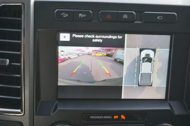 2017 Ford F-150 Raptor 4WD SuperCrew 5.5' Box - 22947587 - 36