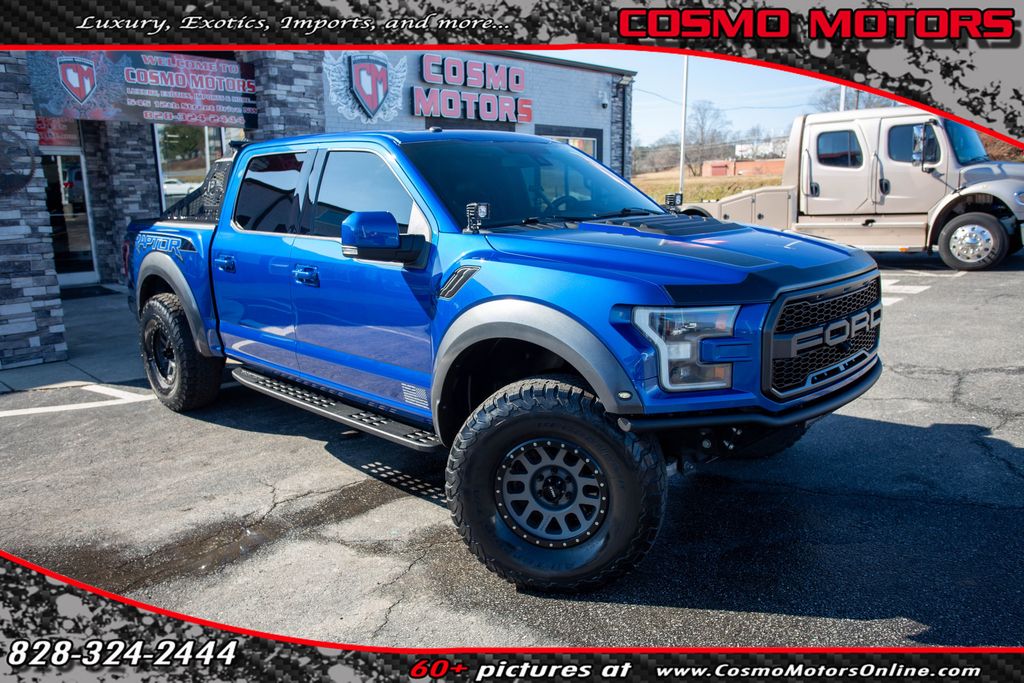 2017 Ford F-150 Raptor 4WD SuperCrew 5.5' Box - 22977997 | Video 1