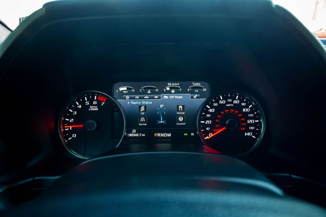 2017 Ford F-150 Raptor 4WD SuperCrew 5.5' Box - 22977997 - 7