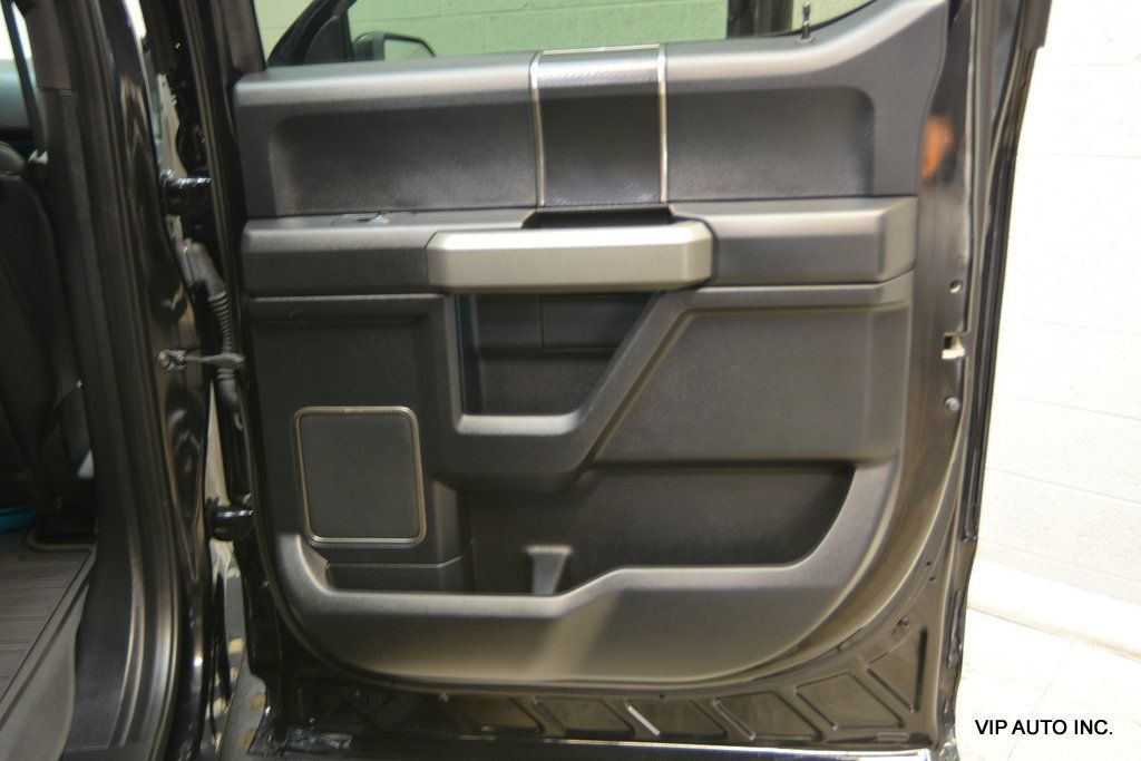 2017 Ford F-150 Raptor 4WD SuperCrew 5.5' Box - 23016337 - 9