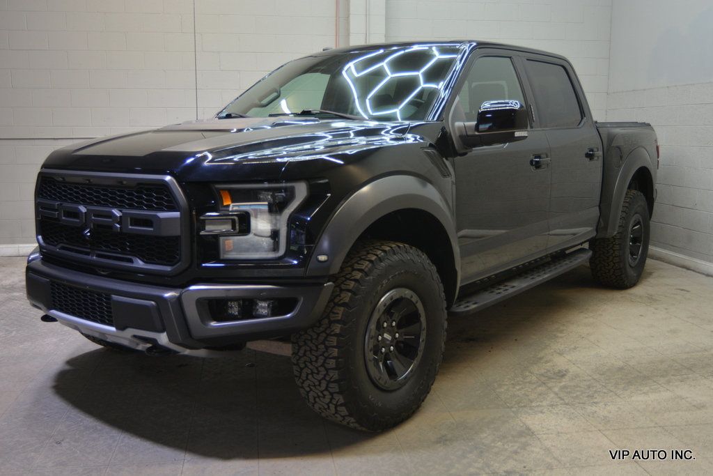 2017 Ford F-150 Raptor 4WD SuperCrew 5.5' Box - 23016337 - 1