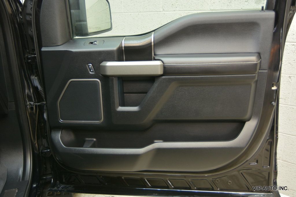 2017 Ford F-150 Raptor 4WD SuperCrew 5.5' Box - 23016337 - 7