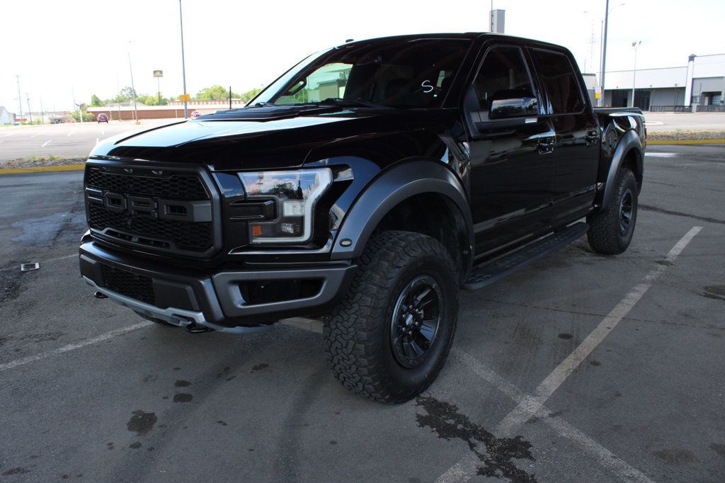 2017 Ford F-150 Raptor 4WD SuperCrew 5.5' Box - 23038810 - 1