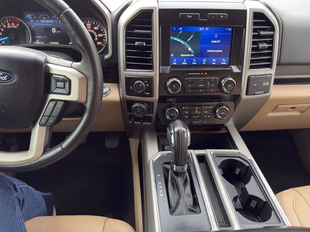 2017 Ford F-150 Supercrew Lariat Pickup 4D 5 1/2 ft - 23072625 - 11