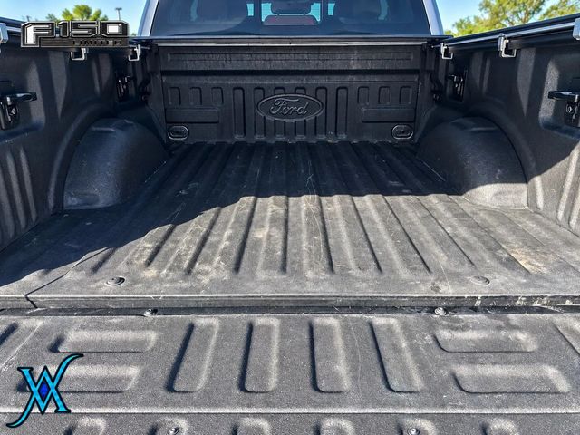 2017 Ford F-150 Supercrew Limited Pickup 4D 5 1/2 ft - 23092237 - 19