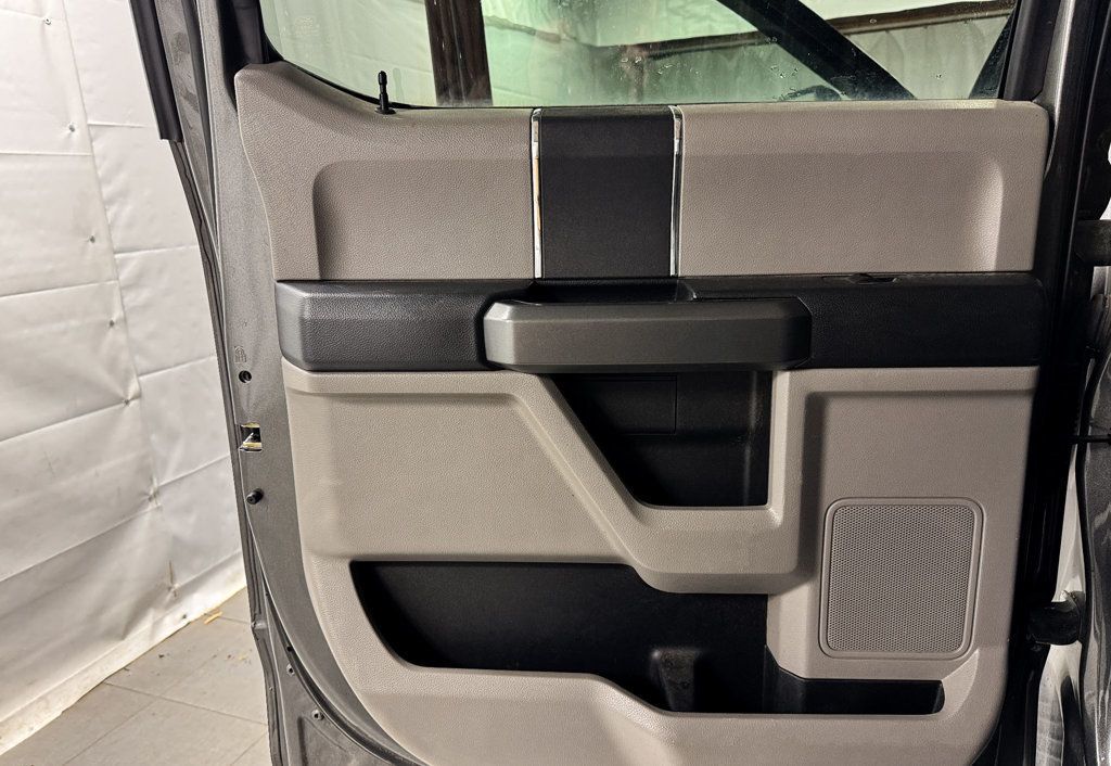 2017 Ford F-150 SUPER CREW XLT 4WD - 22999701 - 10