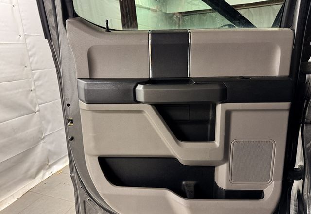 2017 Ford F-150 SUPER CREW XLT 4WD - 22999701 - 10