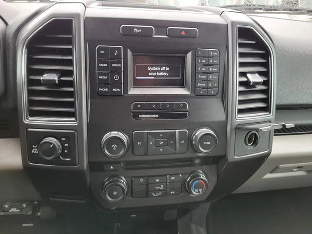 2017 Ford F-150 Supercrew XLT Pickup 4D 5 1/2 ft - 23031818 - 11
