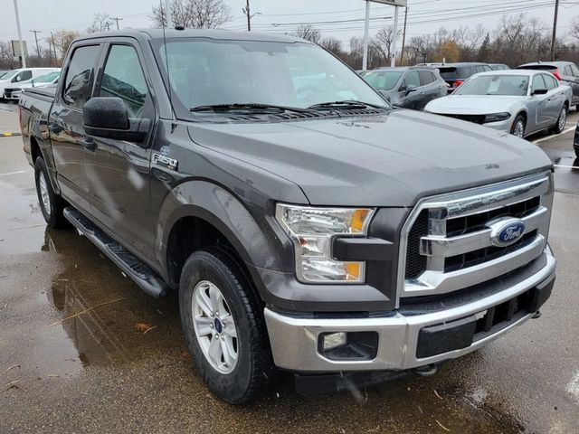 2017 Ford F-150 Supercrew XLT Pickup 4D 5 1/2 ft - 23031818 - 16
