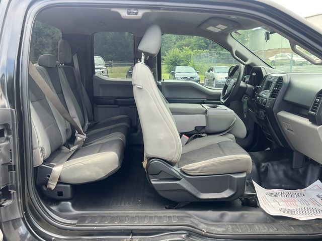 2017 Ford F-150 XL - 23042610 - 15