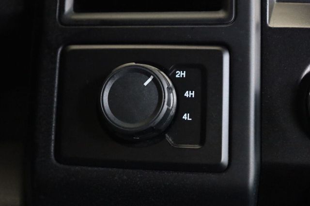 2017 Ford F-150 XL - 23067538 - 31
