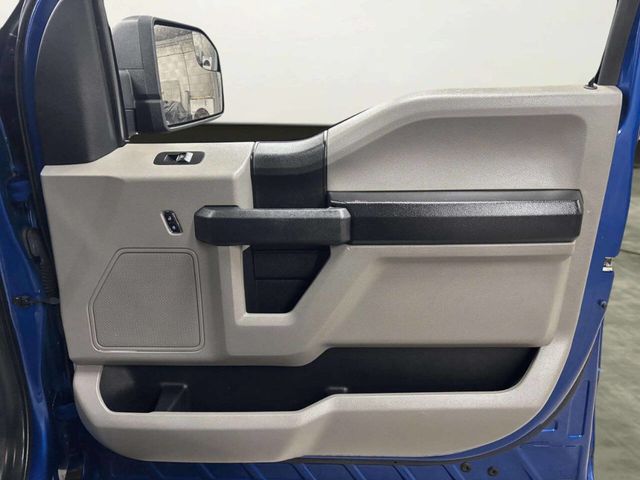 2017 Ford F-150 XL 4WD SuperCrew 5.5' Box - 22974258 - 19