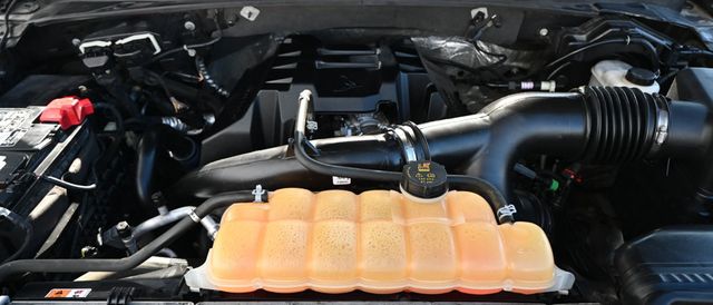 2017 Ford F-150 XL 4X4 SuperCrew Cab  - 23000932 - 15