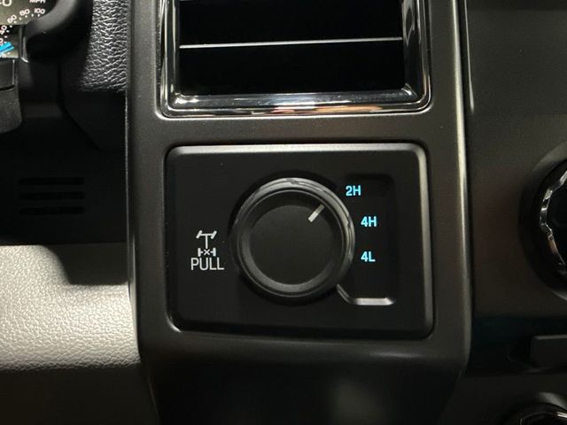 2017 Ford F-150 XLT - 23075876 - 17