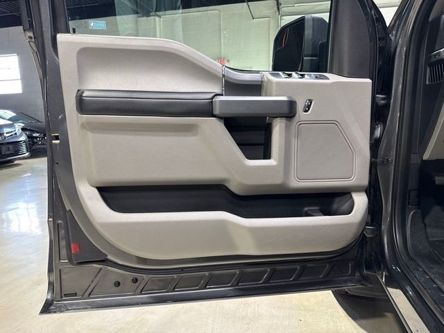 2017 Ford F-150 XLT - 23075876 - 20