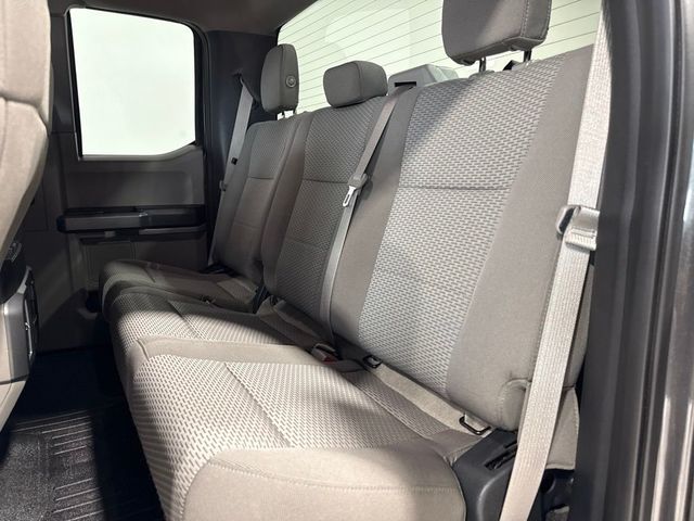2017 Ford F-150 XLT - 23075876 - 21