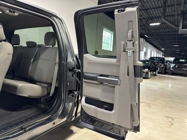 2017 Ford F-150 XLT - 23075876 - 22