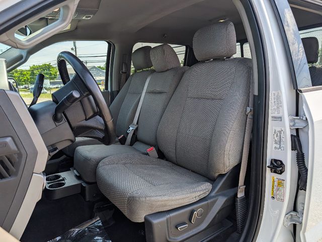2017 Ford F-150 XLT - 23024652 - 13