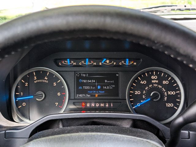 2017 Ford F-150 XLT - 23024652 - 21