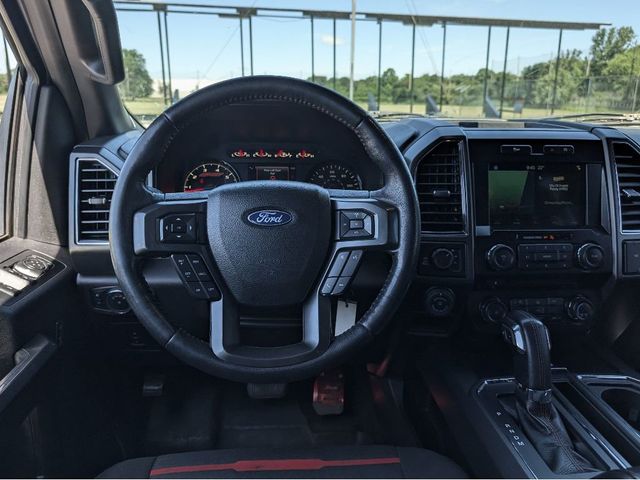 2017 Ford F-150 XLT - 23024653 - 29