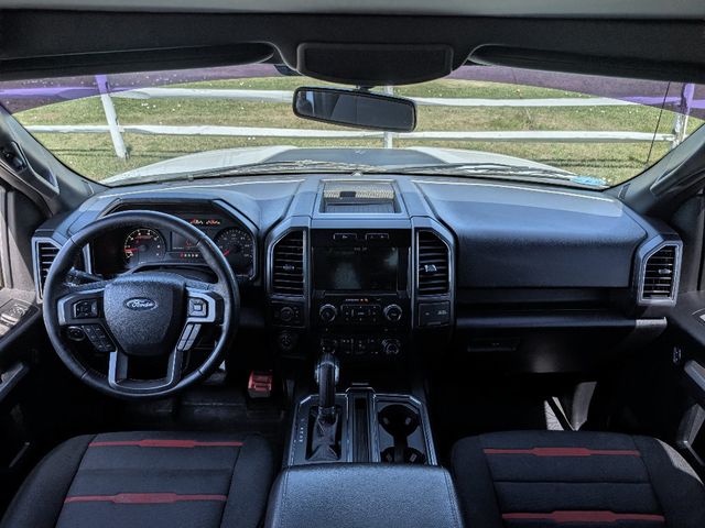 2017 Ford F-150 XLT - 23024653 - 30