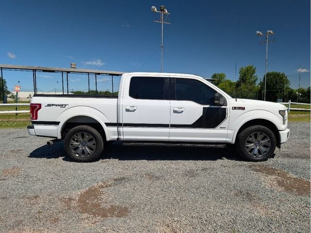 2017 Ford F-150 XLT - 23024653 - 3