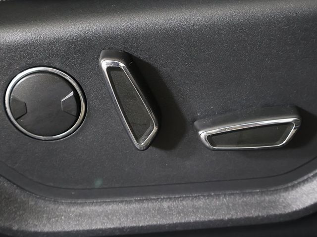 2017 Ford F-150 XLT - 22959188 - 31