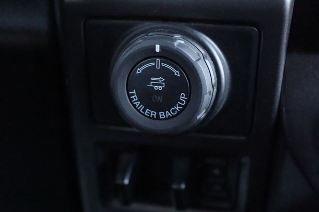 2017 Ford F-150 XLT - 23069688 - 33