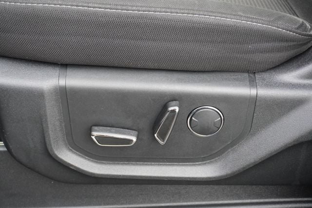 2017 Ford F-150 XLT - 22984046 - 26